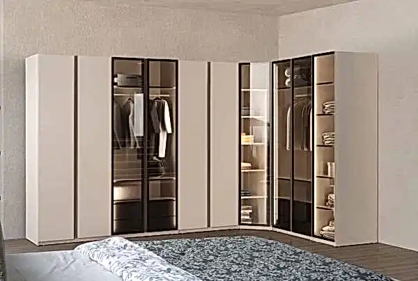 Kumsal Giyinme Dolabı
