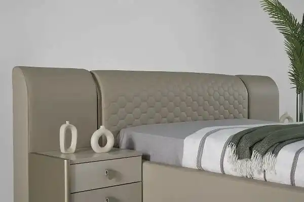 Prada Yatak Odası